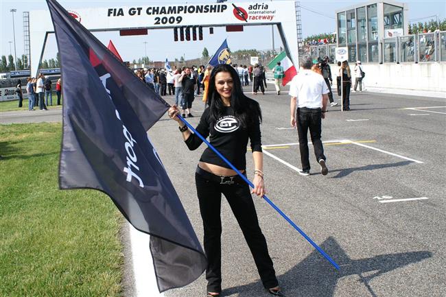 FIA GT 2009 v Adrii a koiky objektivem Karla Kubee