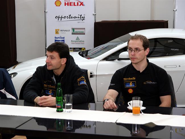 Vladimr Hladk bude opt testovat Aston Marton V8 Vantage v italsk Adrii