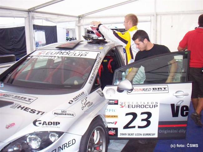 Imola 2009 a Michal Matějovský se Seatem, foto týmu