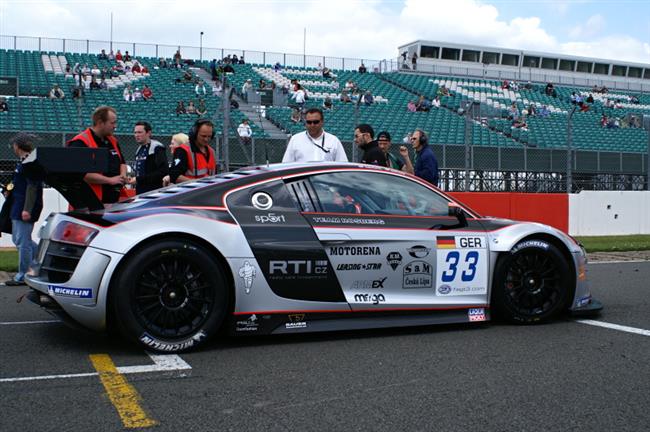 FIA GT 3 v Silverstone :  Matzke si AUDI R8 tmu Rosberg rozuml, Navrtil ji o nco mn