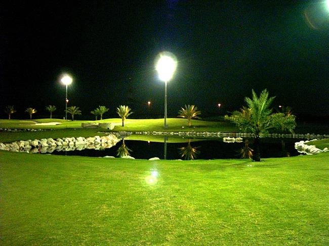 Dubaj a SAE - vlet do hor (Fujera) i na golf, bezen 2009