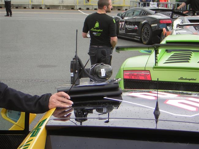 Lamborghini Trofeo :Charouz Gravity Racing m o vkendu na supermodern okruh Paul Ricard
