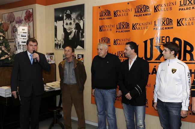 Křest knihy Nebe, peklo, ráj... s předními závodníky, foto Jiří Maršíček