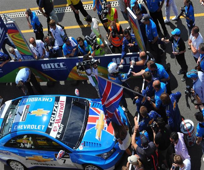 WTCC Brno 2010 a úspěšný Chevrolet, foto týmu