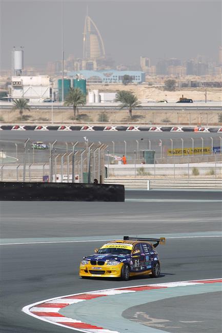 Vborn zatek esk tveice tmu K&K racing na 24 hodinovce v Dubaji !!
