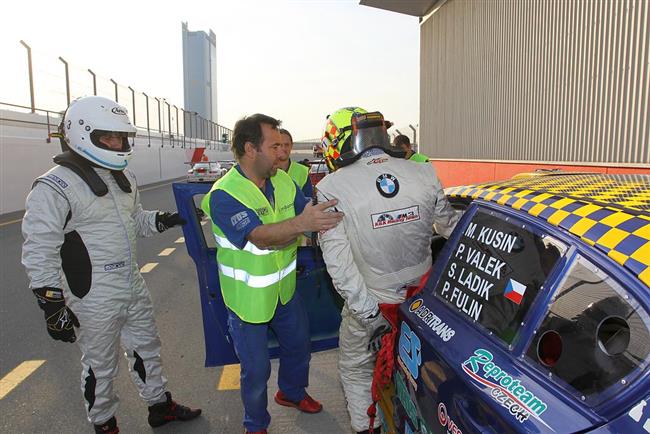 Vborn zatek esk tveice tmu K&K racing na 24 hodinovce v Dubaji !!