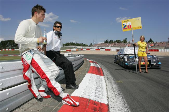 DTM 2009 na Nurburgringu  a Tom Kostka, foto tmu