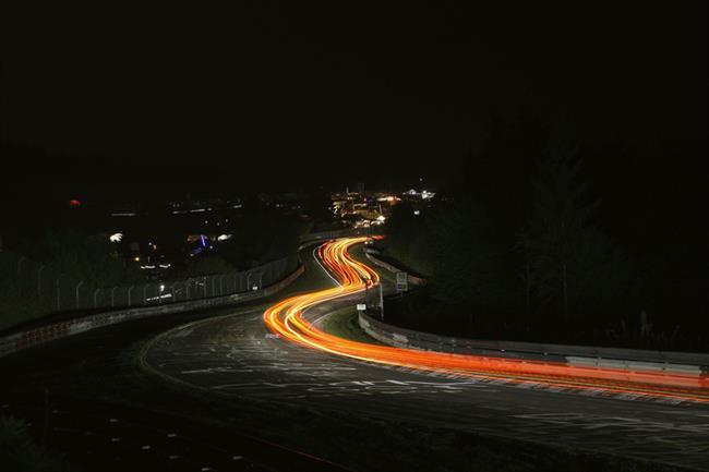 24 hod. na Nurburgringu 2010 a atmosféra závodu, foto týmu VW