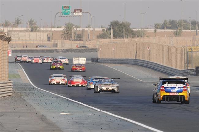 24h Dubaje 2011: esk BMW i pr hodin ped koncem bojuje na ele a o medaile