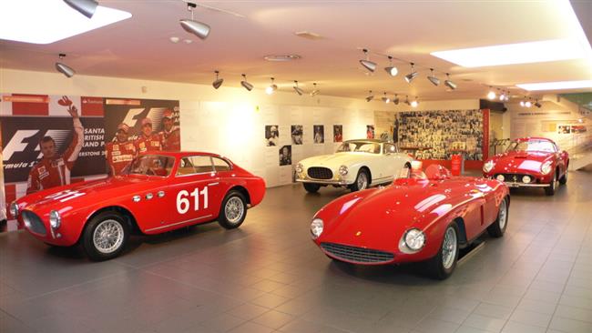 Nahldnut do Muzea Ferrari