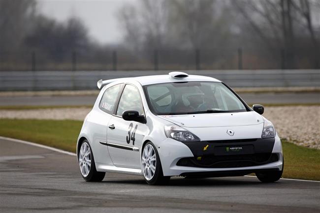 William Racing Team s Renaultem Clio pojede slovensk seril zvod automobil na okruzch