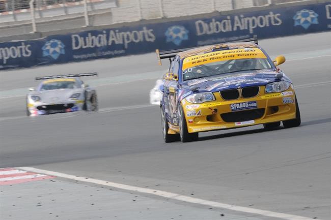 Dnen kvalifikaci pro 24h Dubaje 2011 pinesla tmu K&K Racing Vlek Autosport stbro