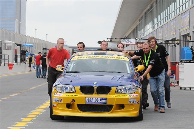 K&K Racing Vlek Autosport na 24hod Dubaje 2011