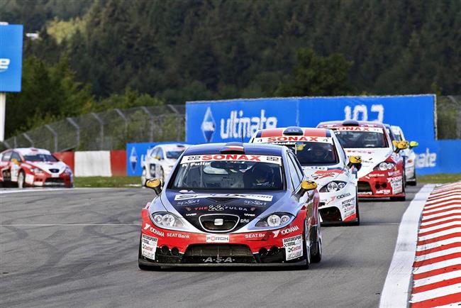 Petr Fulín úspěšný při Seat Supercopa 2011 na Nurburgringu