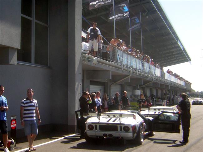 FIA GT3 2011 na Slovakiaringu - atmosféra závodu - sobota