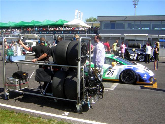 FIA GT3 2011 na Slovakiaringu - atmosféra závodu - sobota