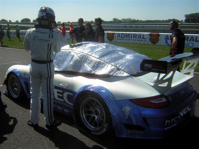 FIA GT3 2011 na Slovakiaringu - atmosféra závodu - sobota
