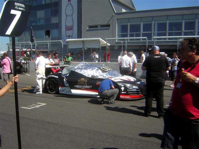 FIA GT3 2011 na Slovakiaringu - atmosféra závodu - sobota