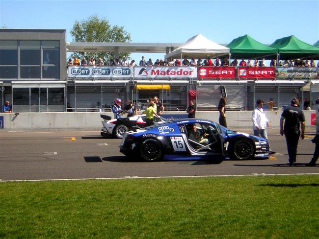 FIA GT3 2011 na Slovakiaringu - atmosféra závodu - sobota