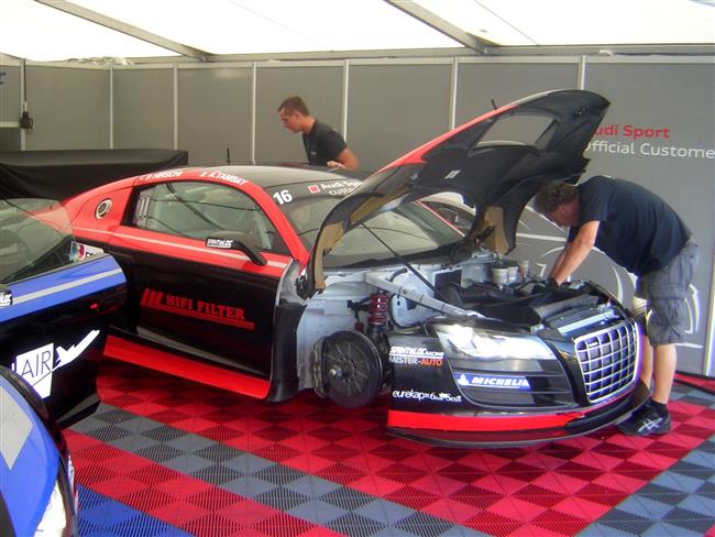 FIA GT3 2011 na Slovakiaringu - atmosféra závodu - sobota
