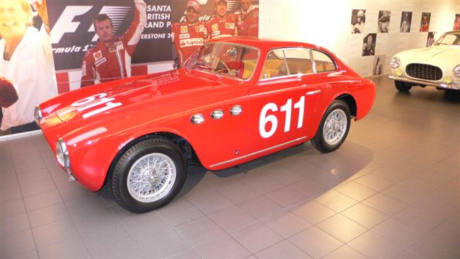 Nahlédnutí do Muzea Ferrari