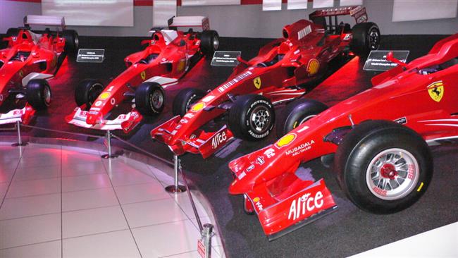 Nahlédnutí do Muzea Ferrari
