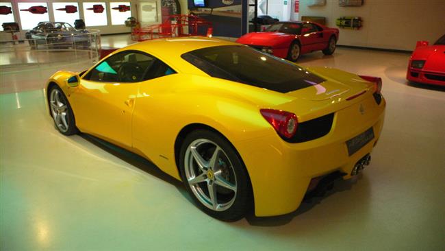 Nahlédnutí do Muzea Ferrari
