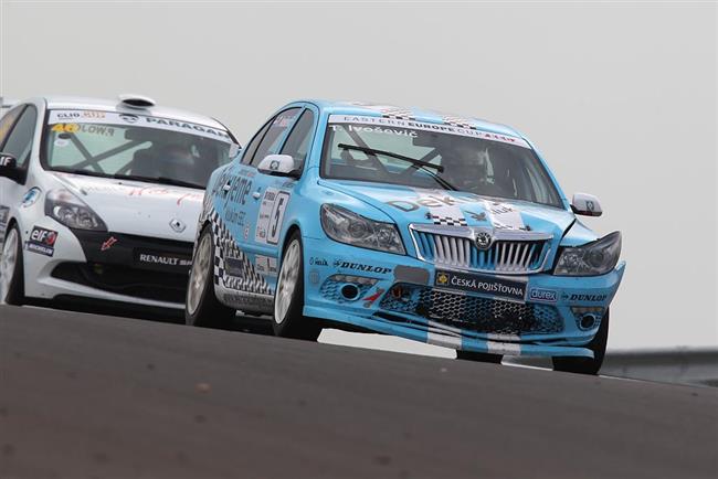 Octávia a Clio cup na Slovakiaringu, květen 2011