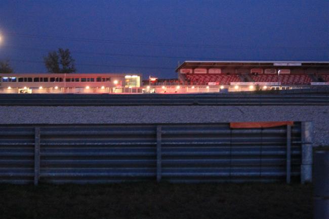 Premirov estihodinovka na Slovakiaringu 2011 - veer a noc na trati