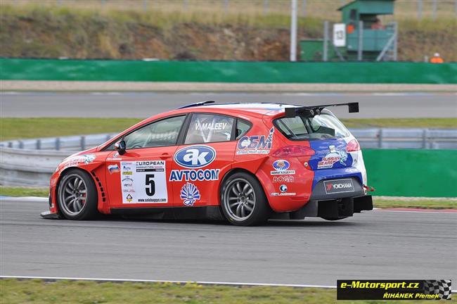 WTCC: Dvojité vítězství Chevroletů Cruze ve ''světovém víkendu ''v Brně!