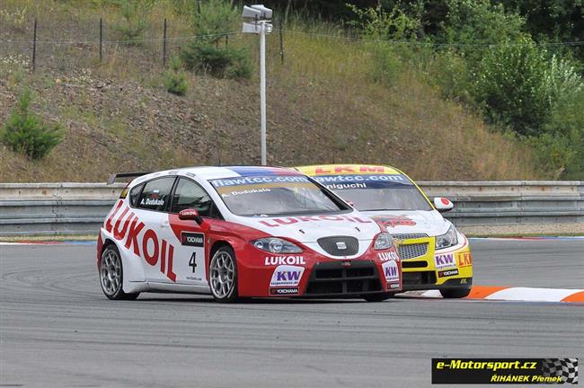 WTCC Brno 2011: Mistr svta ovldl brnnskou kvalifikaci