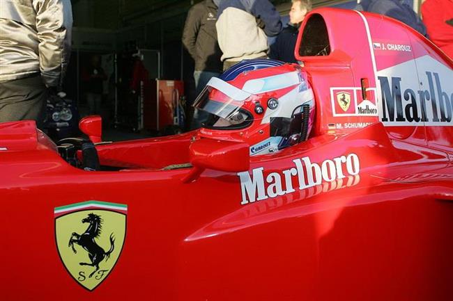 Schumacherovo Ferrari F1 s echem za volantem ozdobilo brnnsk vkend A1GP