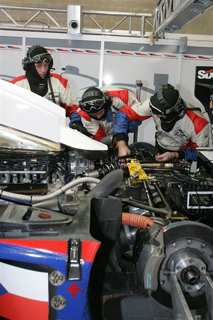 LMS 2007 v Silverstone : esk Lole Judd pat zatm druh ada