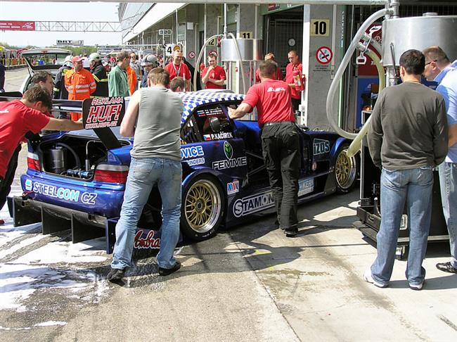 FIA GT3 v Rumunsku. Ob esk lamba zruena! !!