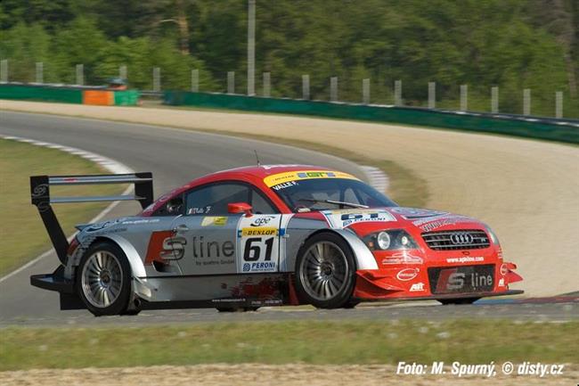 Porsche Cup na Oscherslebenu : Minek junior dvact ze tyiceti