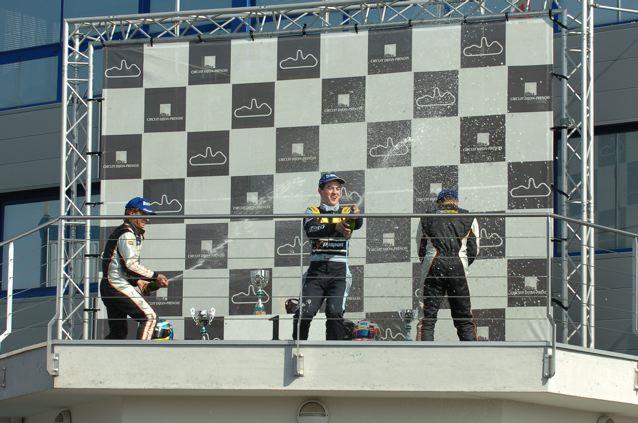 Adam Kout a jeho úspěšná sezóna 07 s f Renault, foto týmu KM