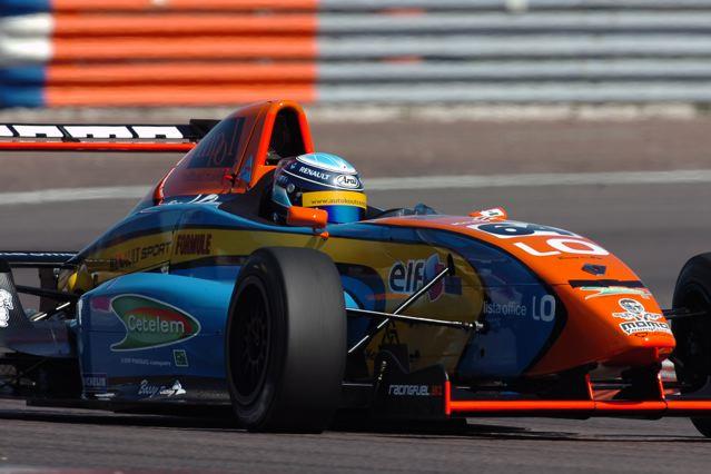Adam Kout a jeho úspěšná sezóna 07 s f Renault, foto týmu KM