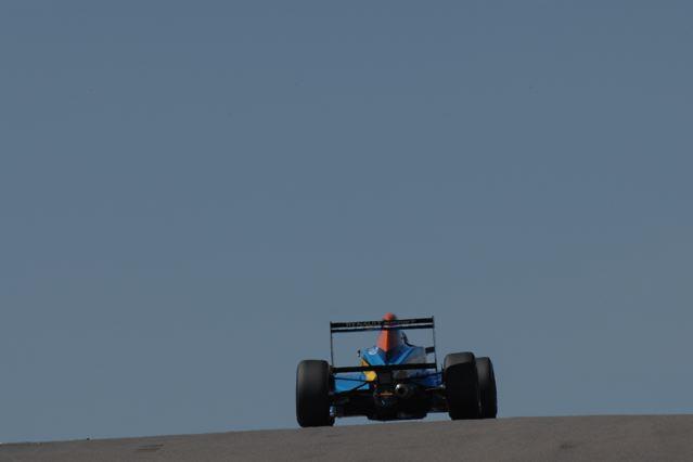 Adam Kout a jeho úspěšná sezóna 07 s f Renault, foto týmu KM