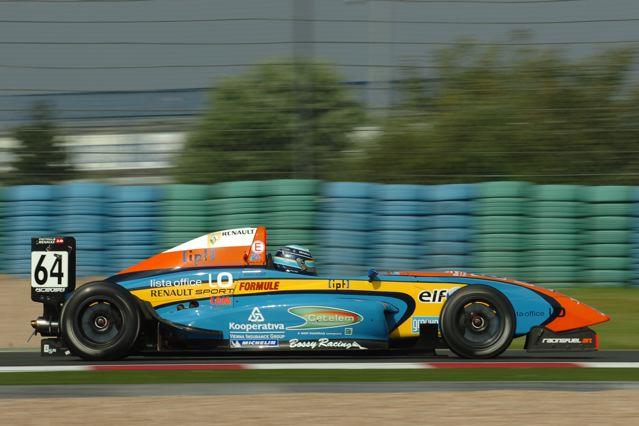 Adam Kout a jeho spn sezna 07 s f Renault, foto tmu KM