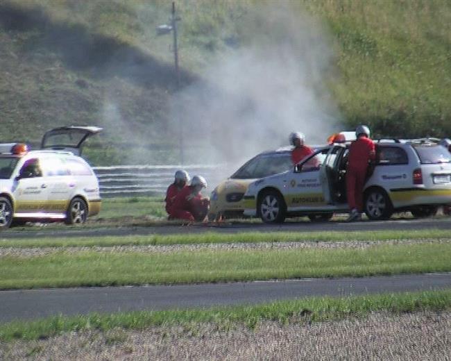 Letní Most 2007 - požár při sprintu, foto Karel Kubeš