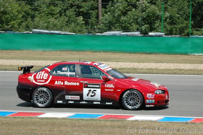 WTCC: SEAT v Brn v ele s vedoucm jezdcem Tarquinim, ale tak s eskm elzkem v ohni.