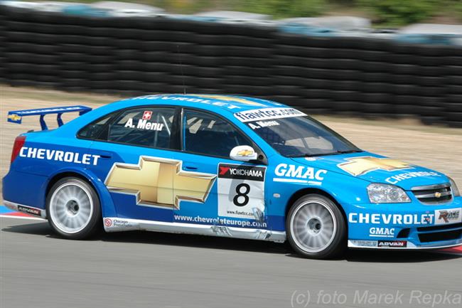 Valencie : CHEVROLET ovldl zvod WTCC - zvtzili Huff i Menu