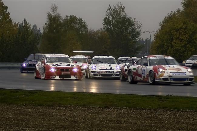 Šenkýř Motorsport na Epilogu 2008 v cíli jen s jedním vozem BMW M3 GTR, druhý  shořel