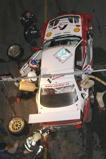 Šenkýř Motorsport na Epilogu 2008 v cíli jen s jedním vozem BMW M3 GTR, druhý  shořel