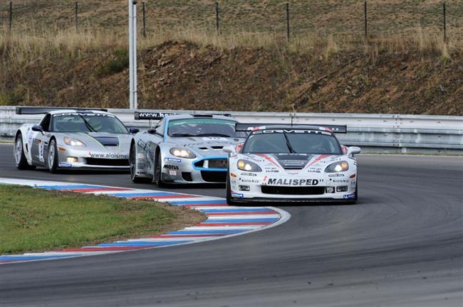 FIA GT3 pokrauje : Lacko a Vojtch jsou ped Nogarem dobe naladni
