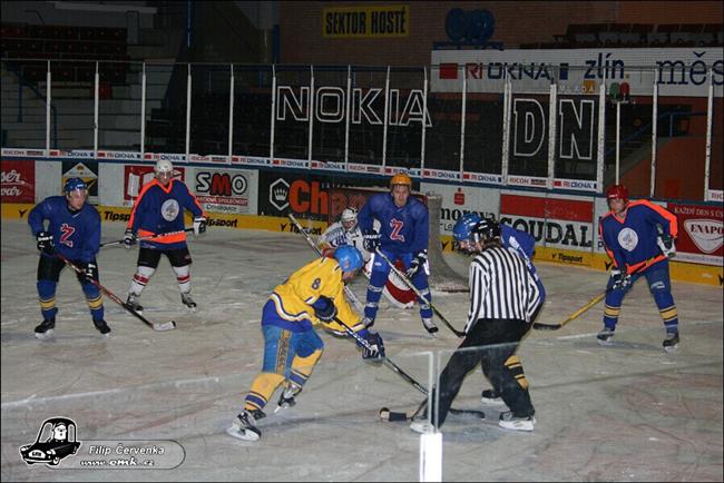 Soutci v roli hokejist, foto emk