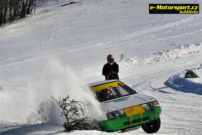 Vydaen Krkonosk pohr v autoskijringu ve Sklenaicch 2011