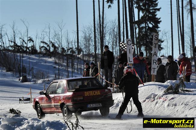 Vydaen Krkonosk pohr v autoskijringu ve Sklenaicch 2011