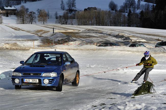 Vydařený Krkonošský pohár v autoskijöringu ve Sklenařicích 2011