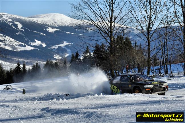 Vydaen Krkonosk pohr v autoskijringu ve Sklenaicch 2011